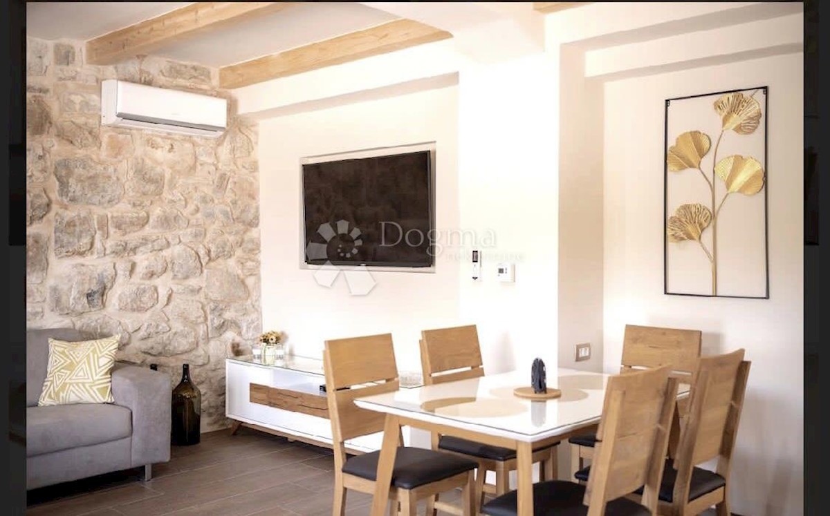 Casa Dol, Stari Grad, 140m2