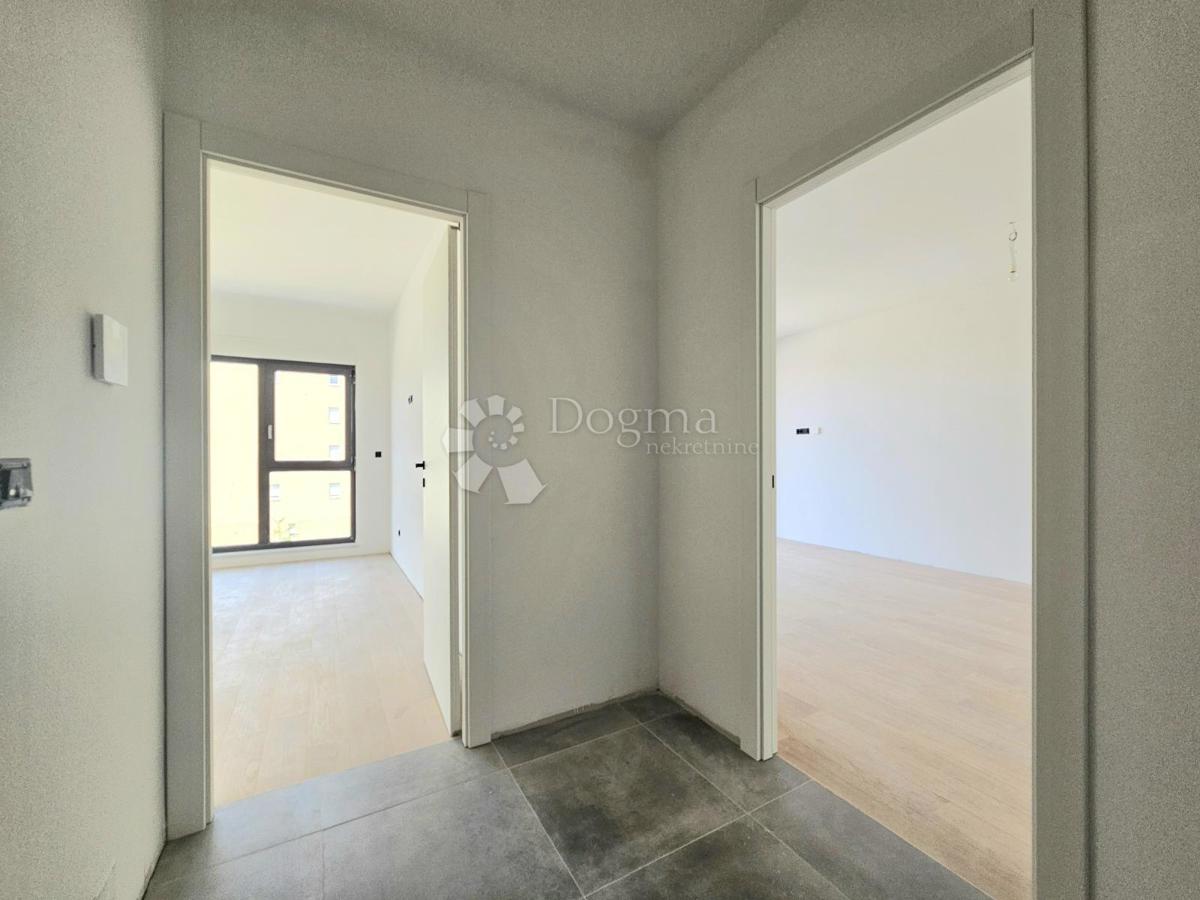 Umago, nuova costruzione,