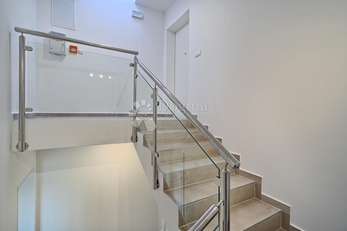 Allogio Brodarica, Šibenik - Okolica, 110.84m2