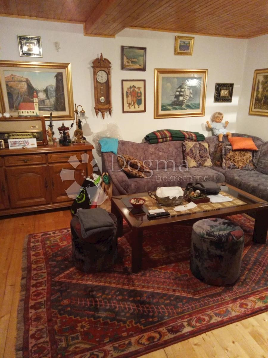 Casa Jurići, Žminj, 93m2