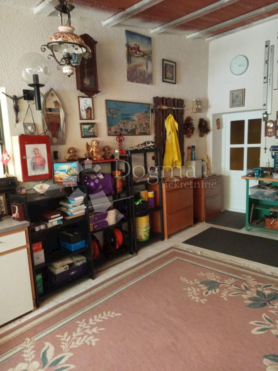 Casa Jurići, Žminj, 93m2