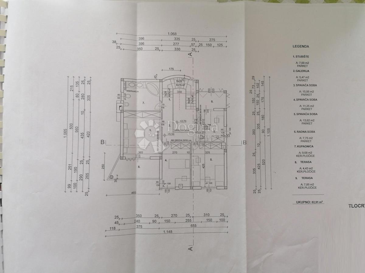 Casa Sutomišćica, Preko, 235,40m2