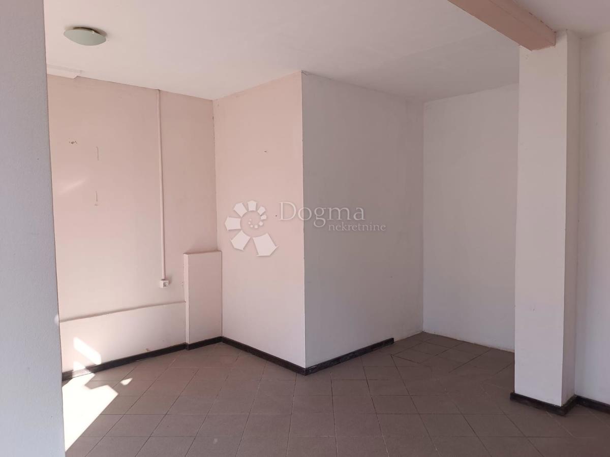 Locale commerciale Donja Dubrava, 150m2