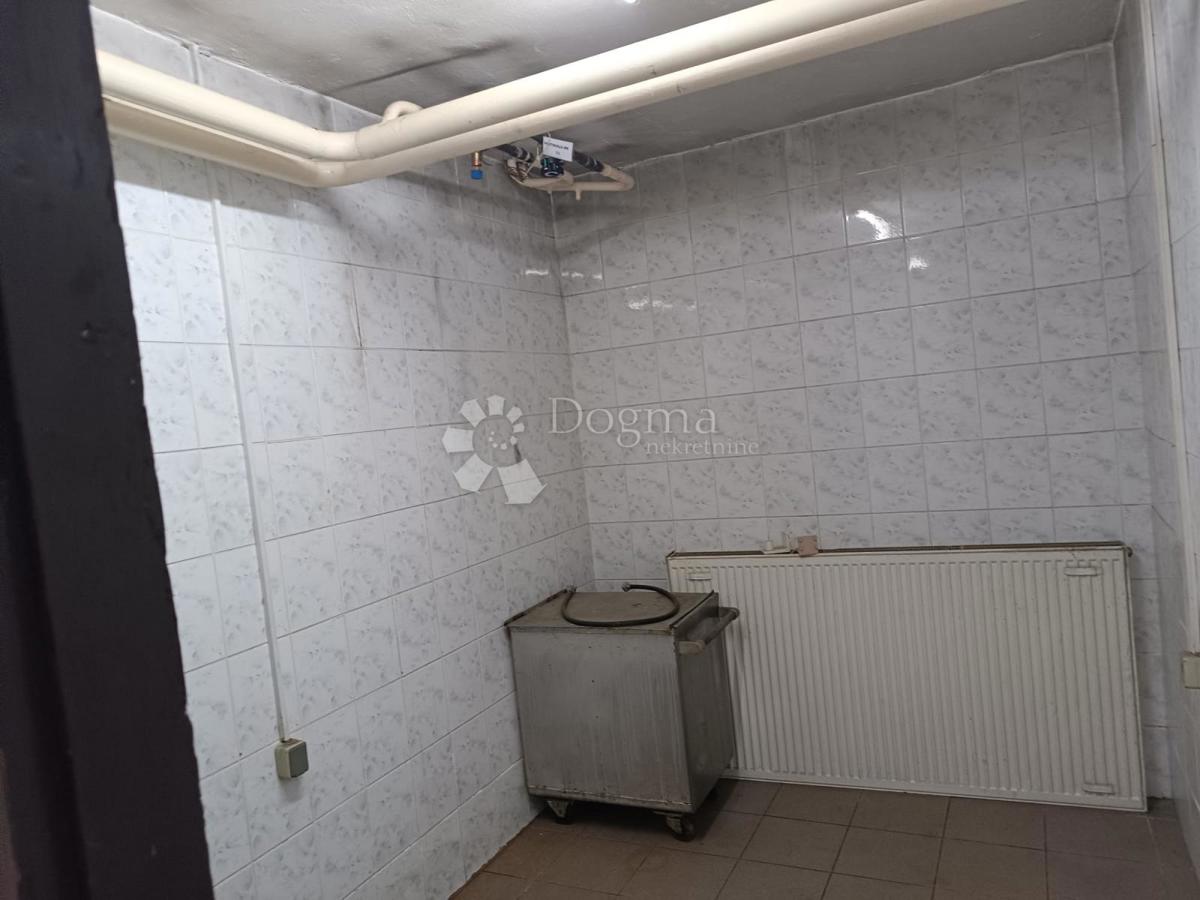 Locale commerciale Donja Dubrava, 150m2