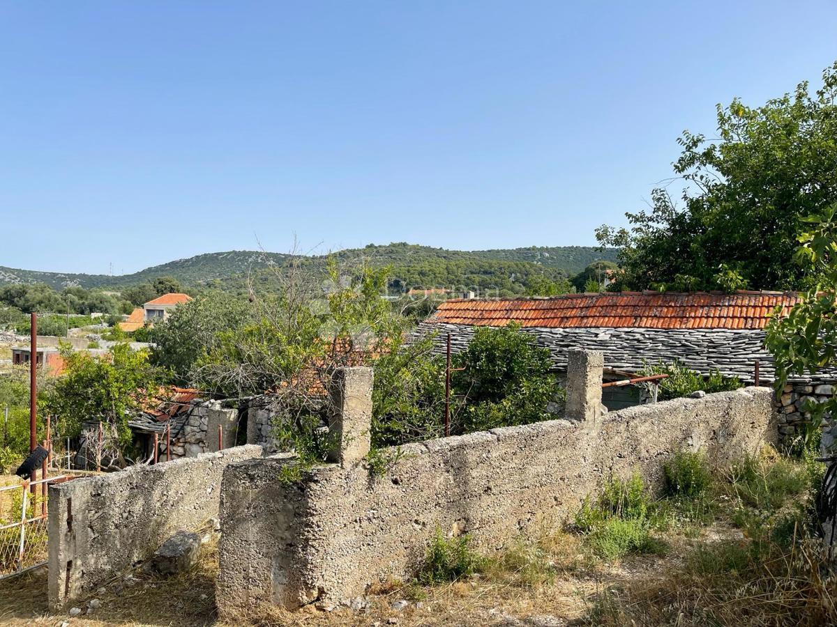 Terreno Vinišće, Marina, 915m2