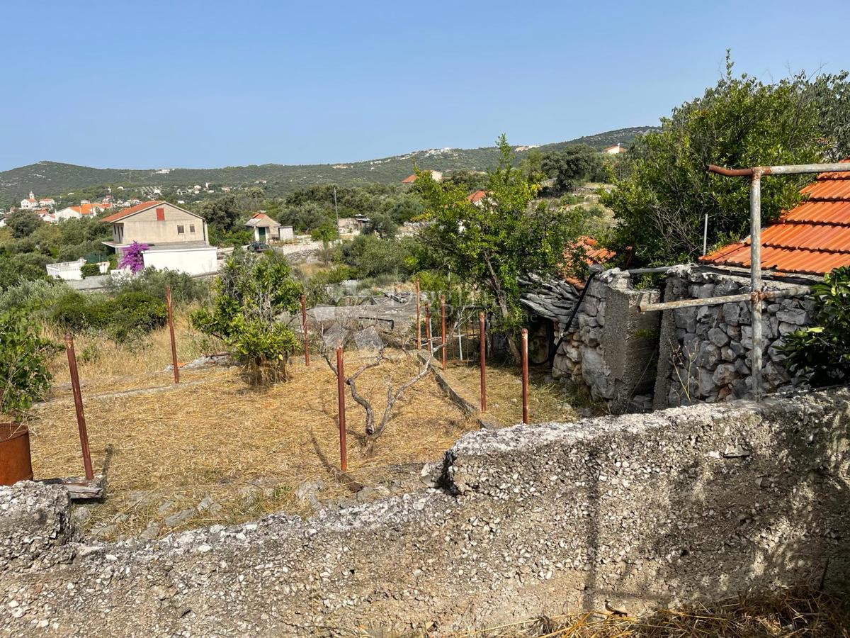 Terreno Vinišće, Marina, 915m2