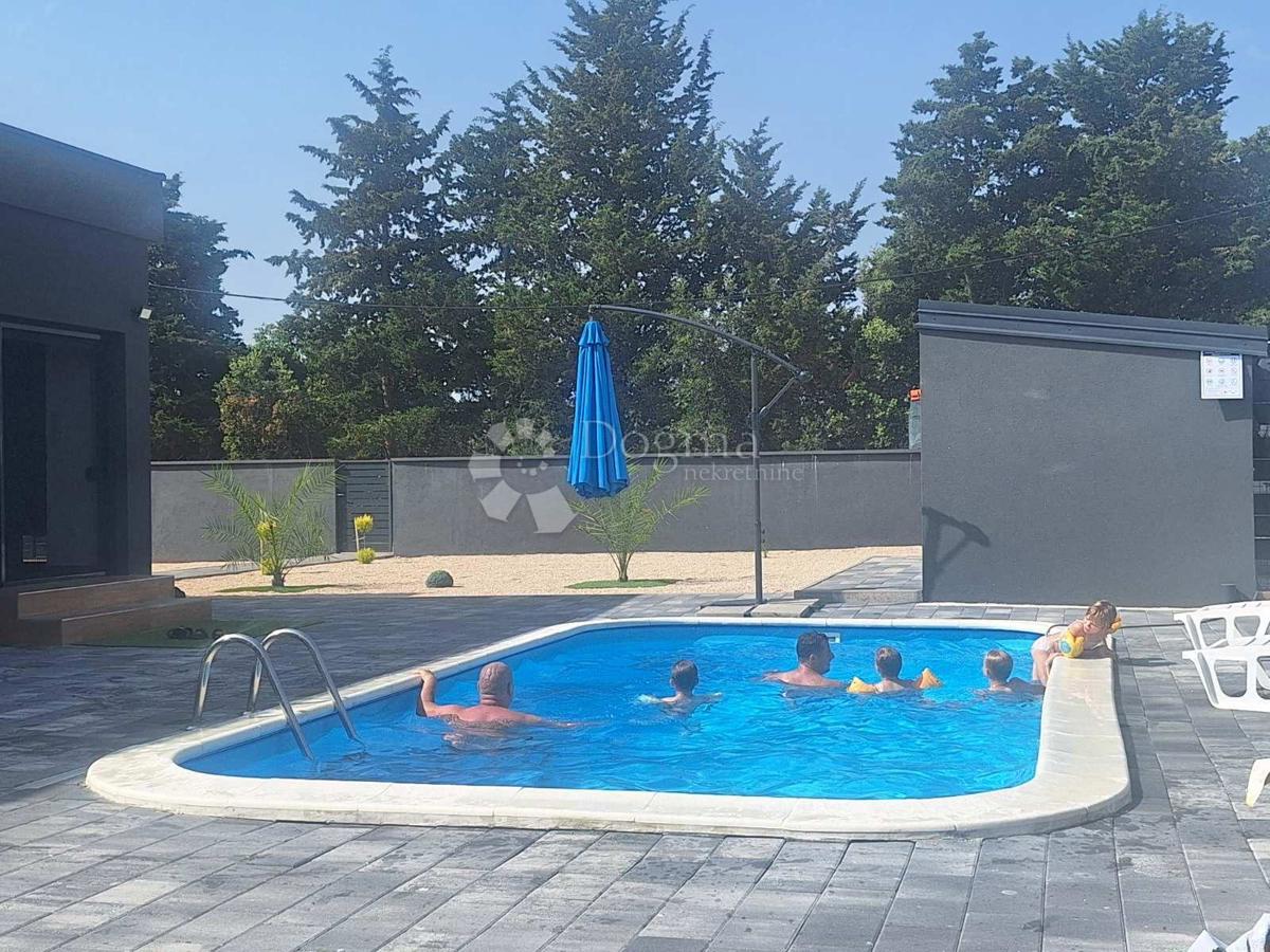 Casa Ninski Stanovi, Nin, 107m2