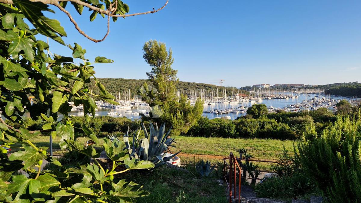 Appartamento con terrazza e la vista più bella di Pola