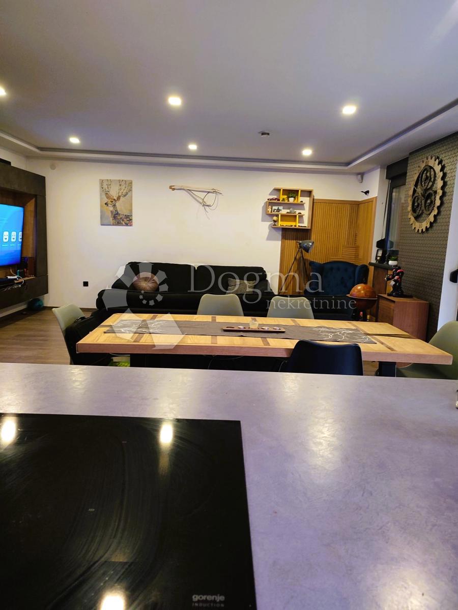 Casa Sračinec, 304m2