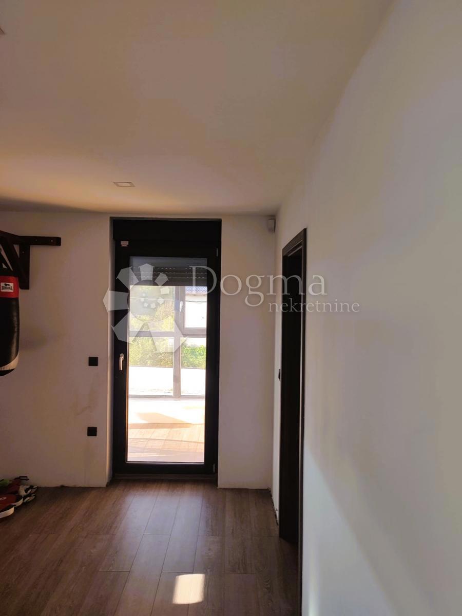 Casa Sračinec, 304m2