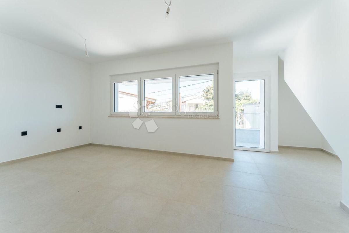 Allogio Petrčane, Zadar - Okolica, 111,78m2