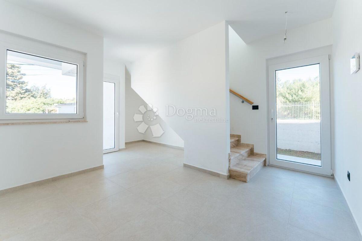 Allogio Petrčane, Zadar - Okolica, 111,78m2