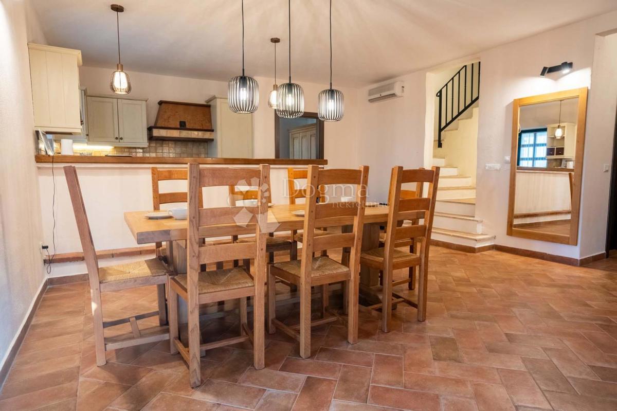 Casa Heraki, Sveti Lovreč, 199m2