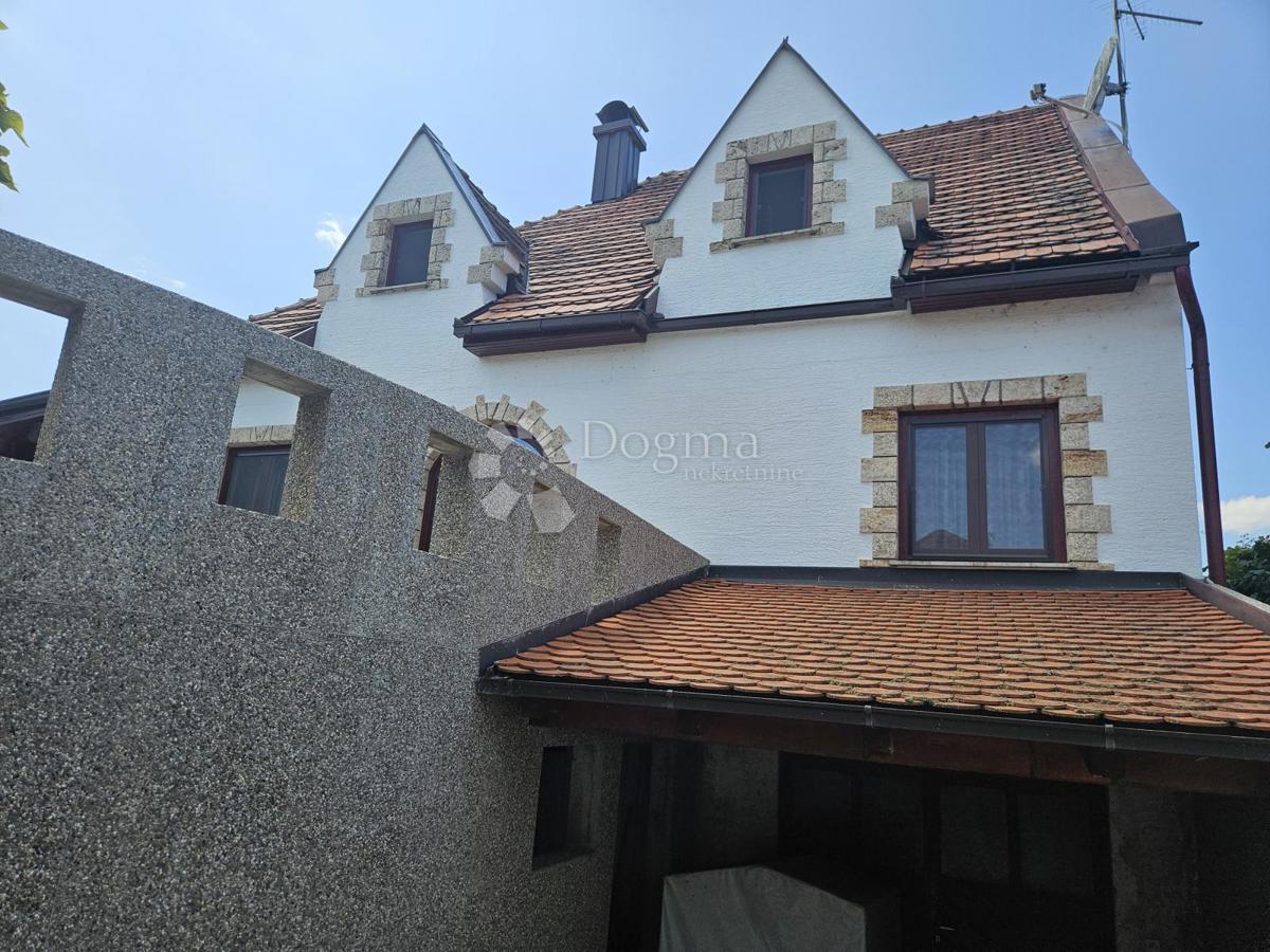 Casa Gornji Kuršanec, Nedelišće, 360m2