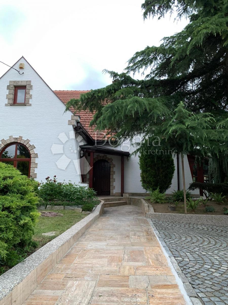 Casa Gornji Kuršanec, Nedelišće, 360m2