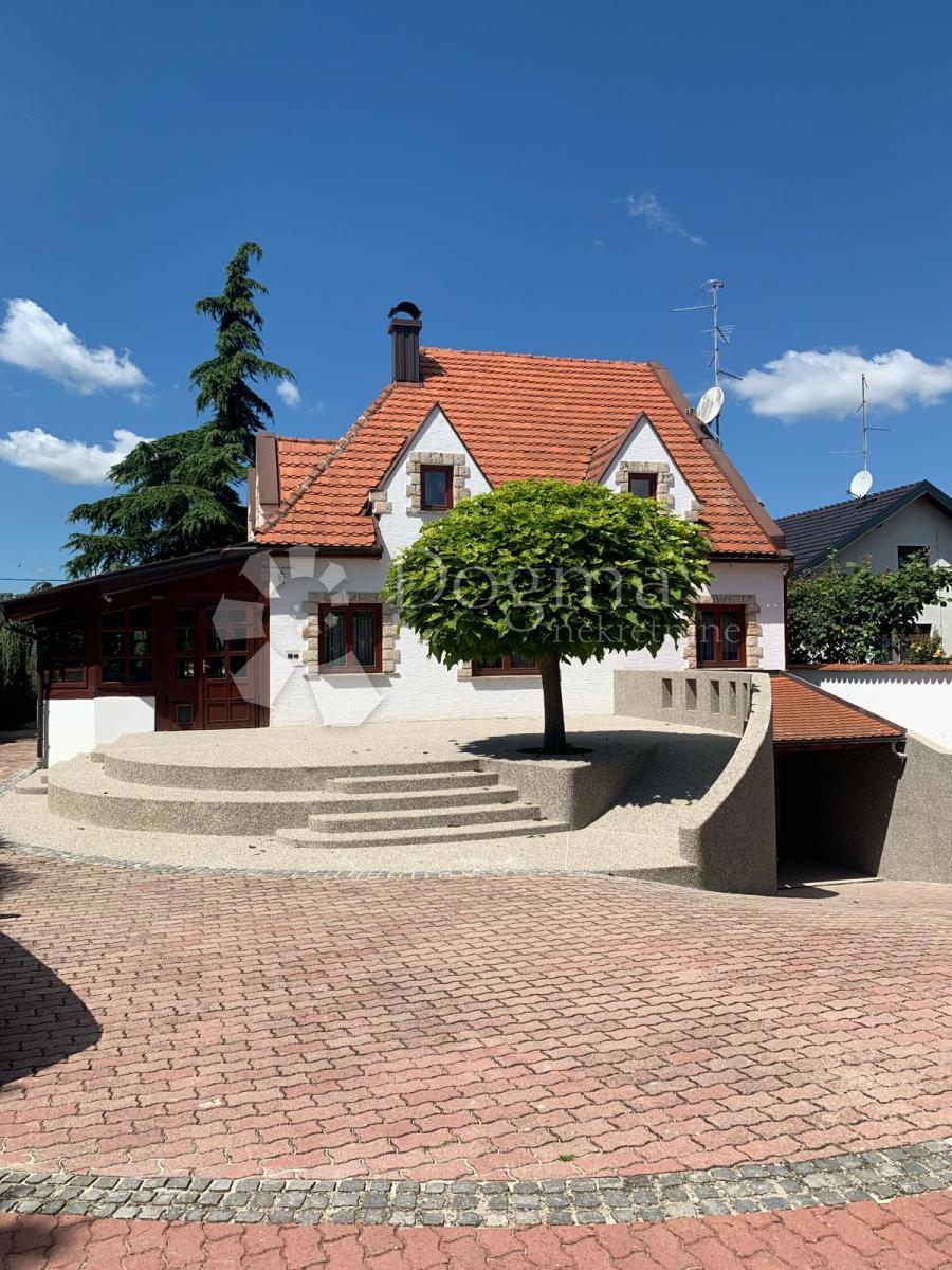 Casa Gornji Kuršanec, Nedelišće, 360m2