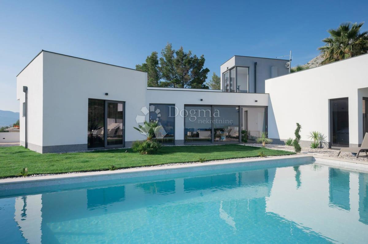 Casa Strožanac, Podstrana, 106,57m2