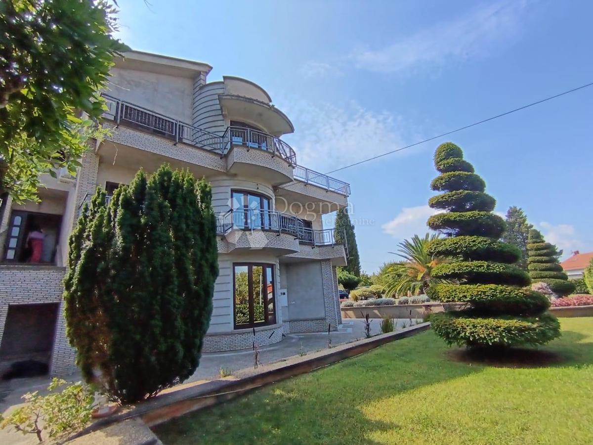 Casa Malinska, Malinska-Dubašnica, 640m2