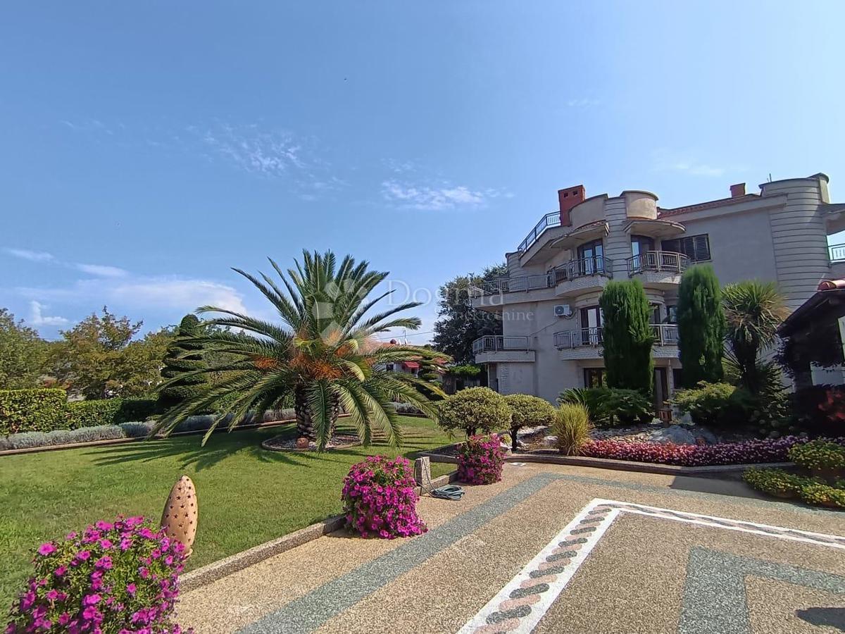 Casa Malinska, Malinska-Dubašnica, 640m2