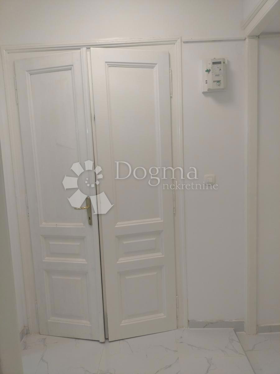 Allogio Centar, Rijeka, 83,70m2