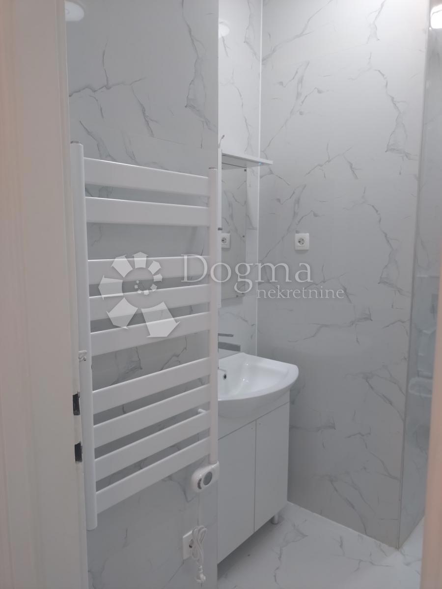 Allogio Centar, Rijeka, 83,70m2