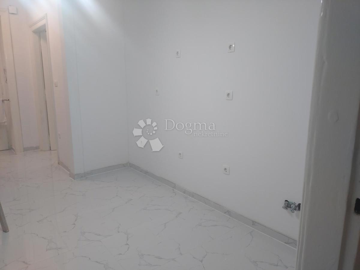 Allogio Centar, Rijeka, 83,70m2
