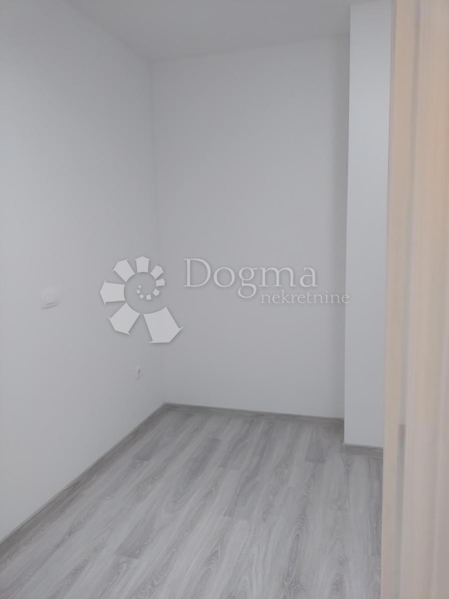 Allogio Centar, Rijeka, 83,70m2