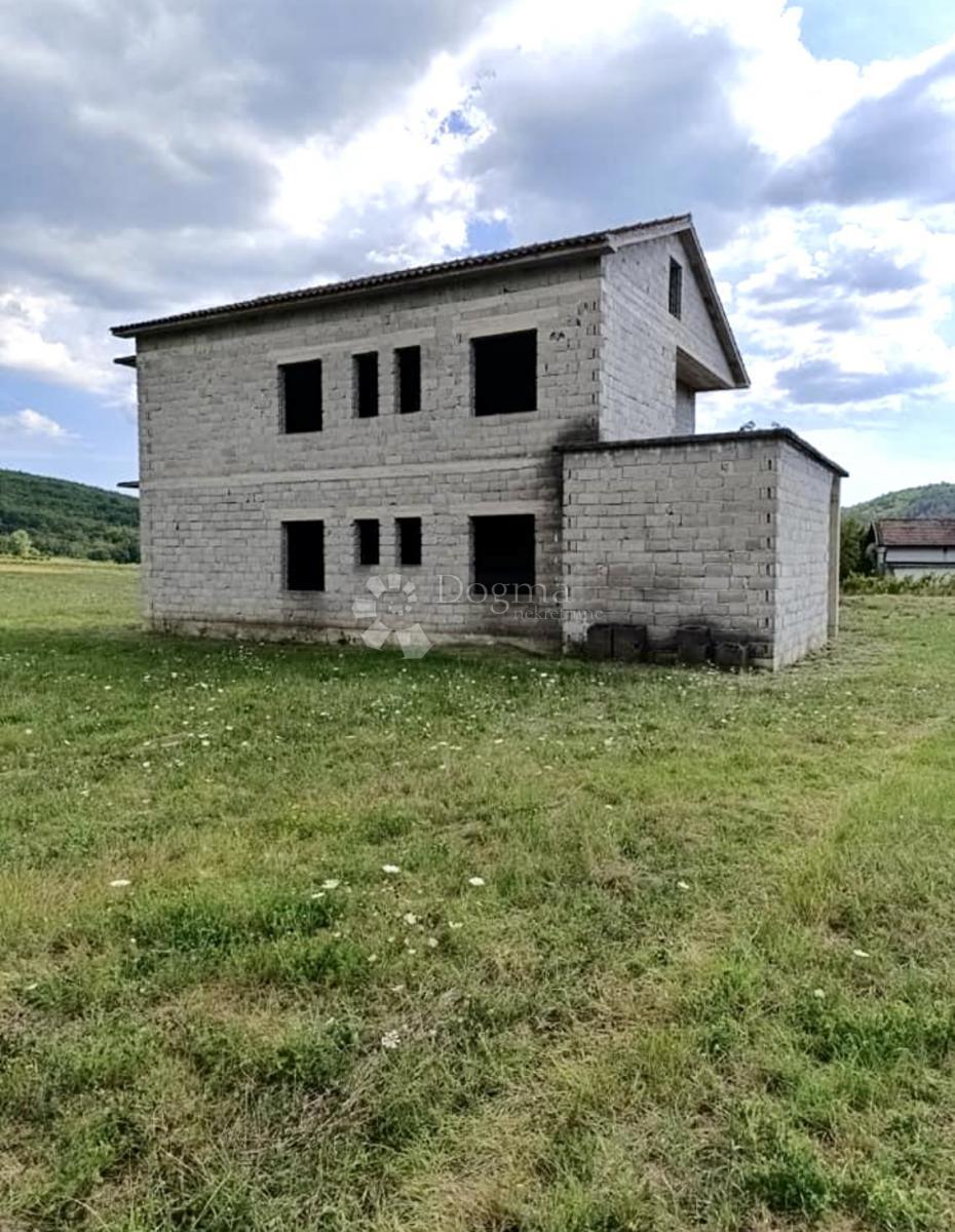 Casa Boljun, Lupoglav, 154m2