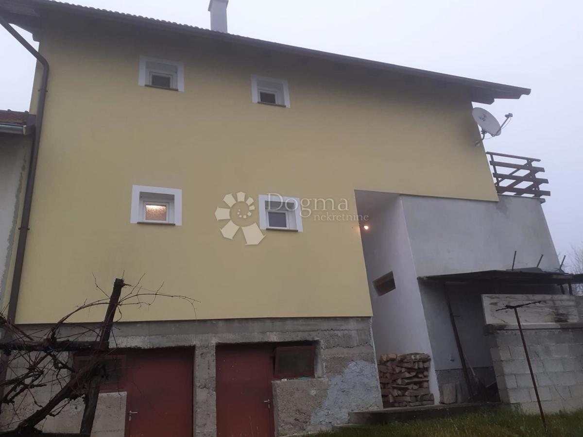 Casa Jošavica, Petrinja, 597m2