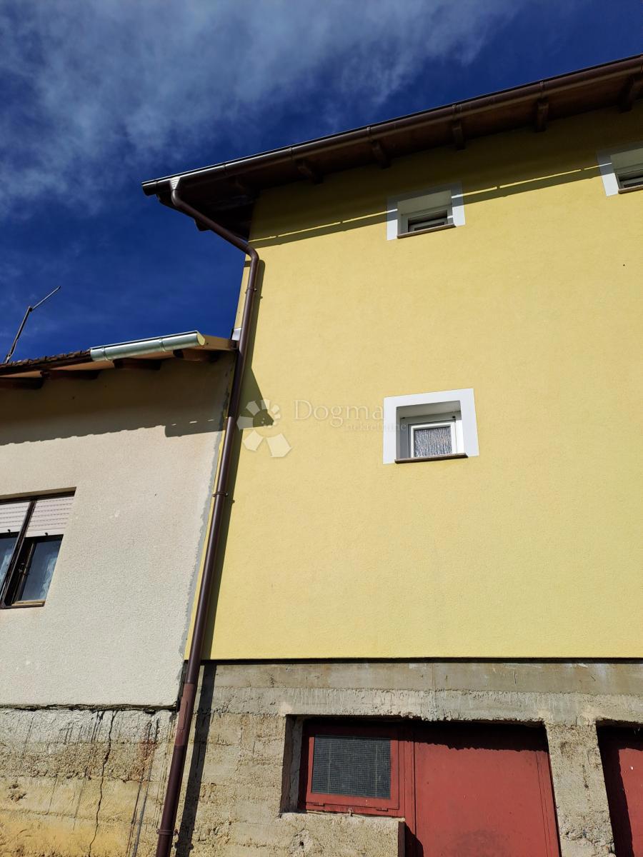 Casa Jošavica, Petrinja, 597m2