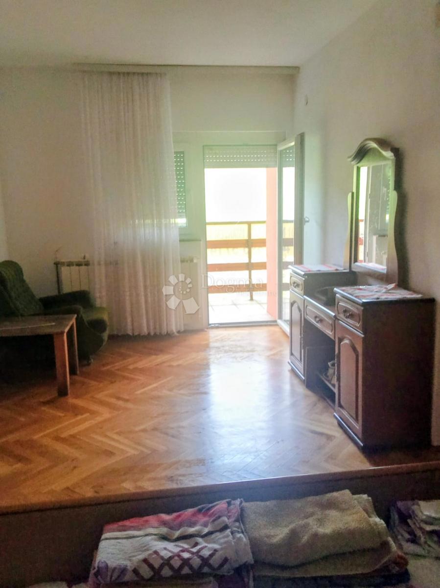 Casa Jošavica, Petrinja, 597m2