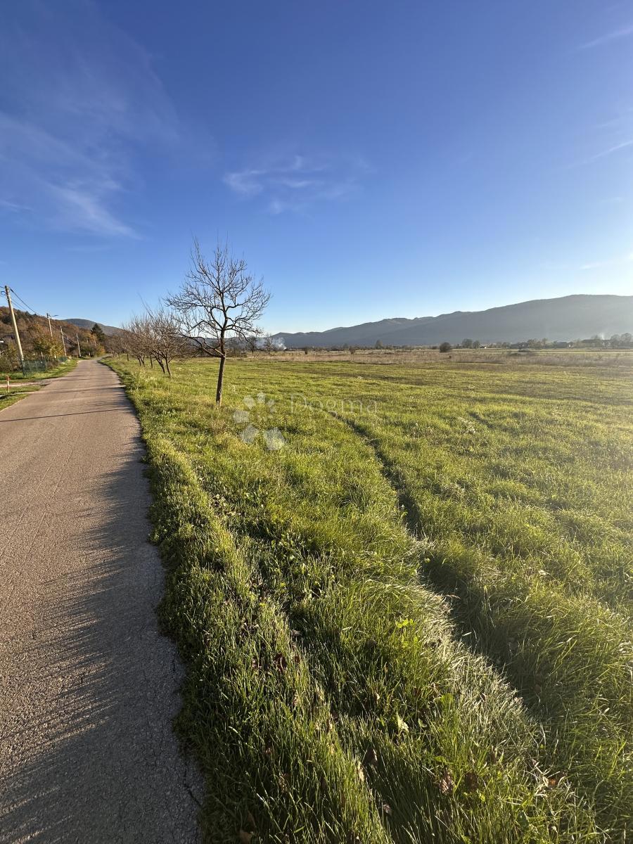 Terreno Sinac, Otočac, 11.000m2