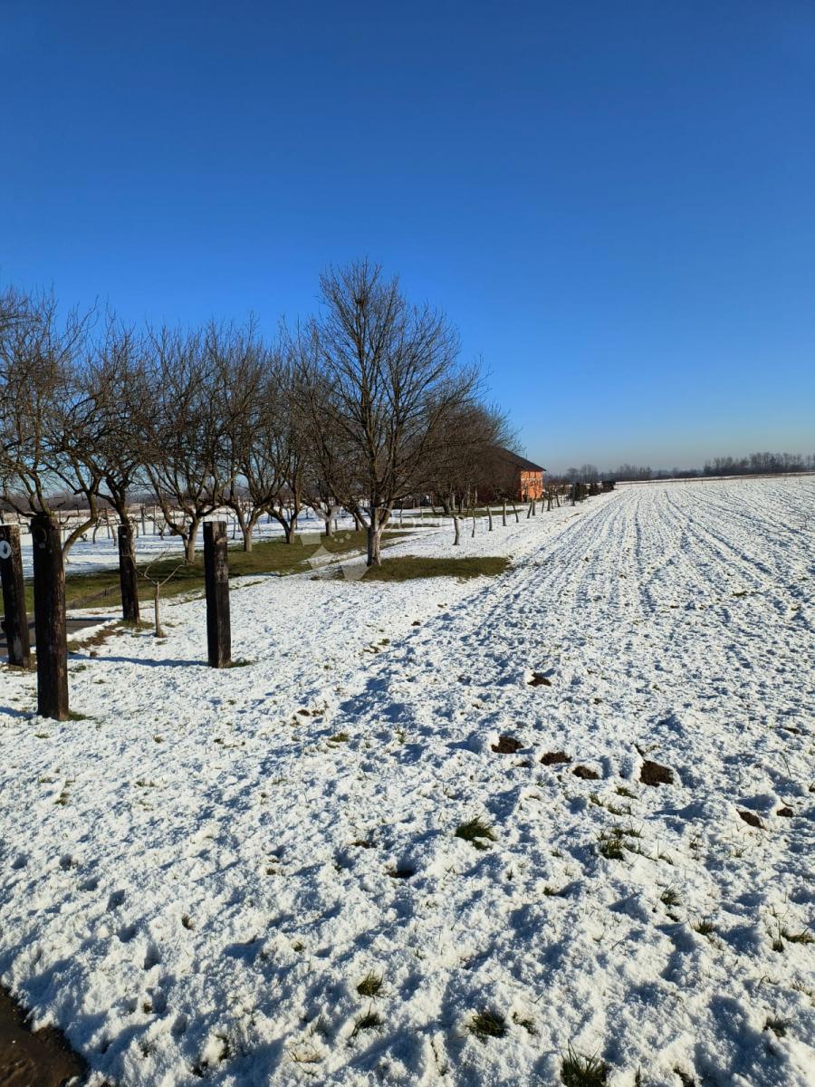 Terreno edificabile Sračinec, 22.429m2