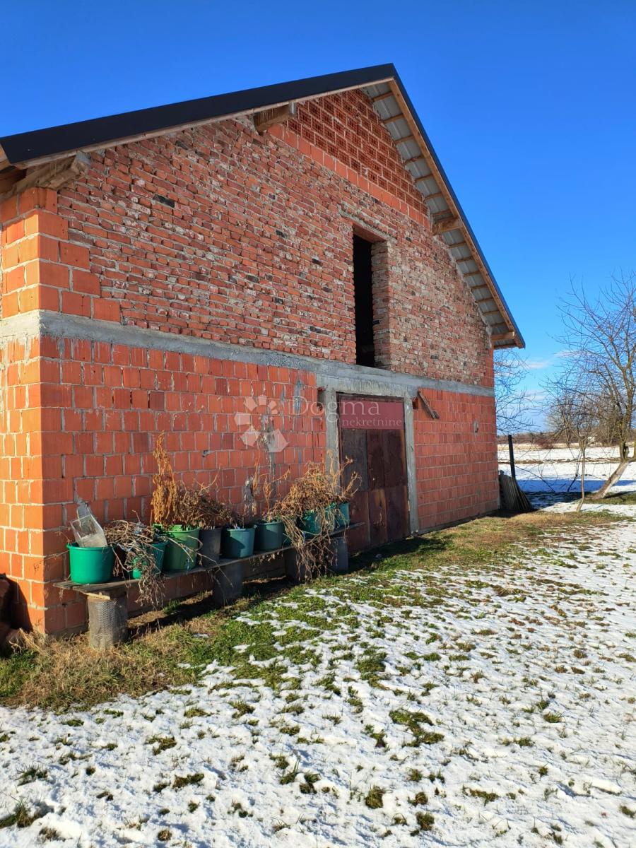 Terreno edificabile Sračinec, 22.429m2