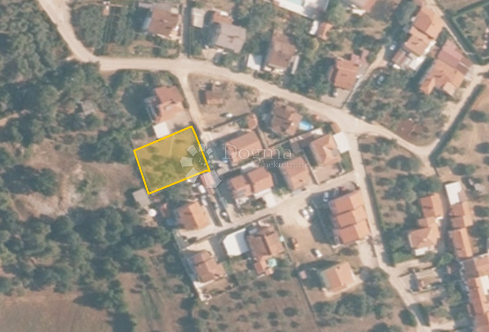 Terreno edificabile Umag, 705m2