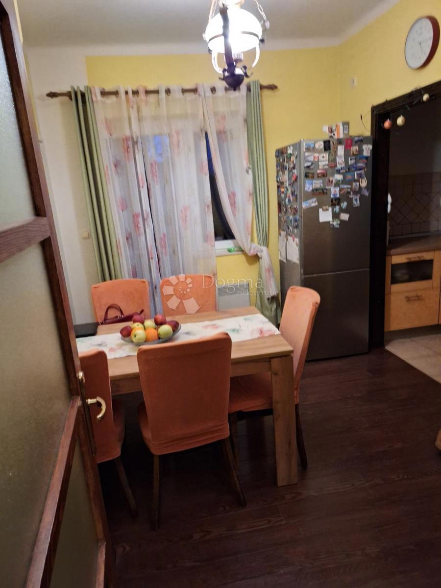 Allogio Grad, Šibenik, 79,70m2