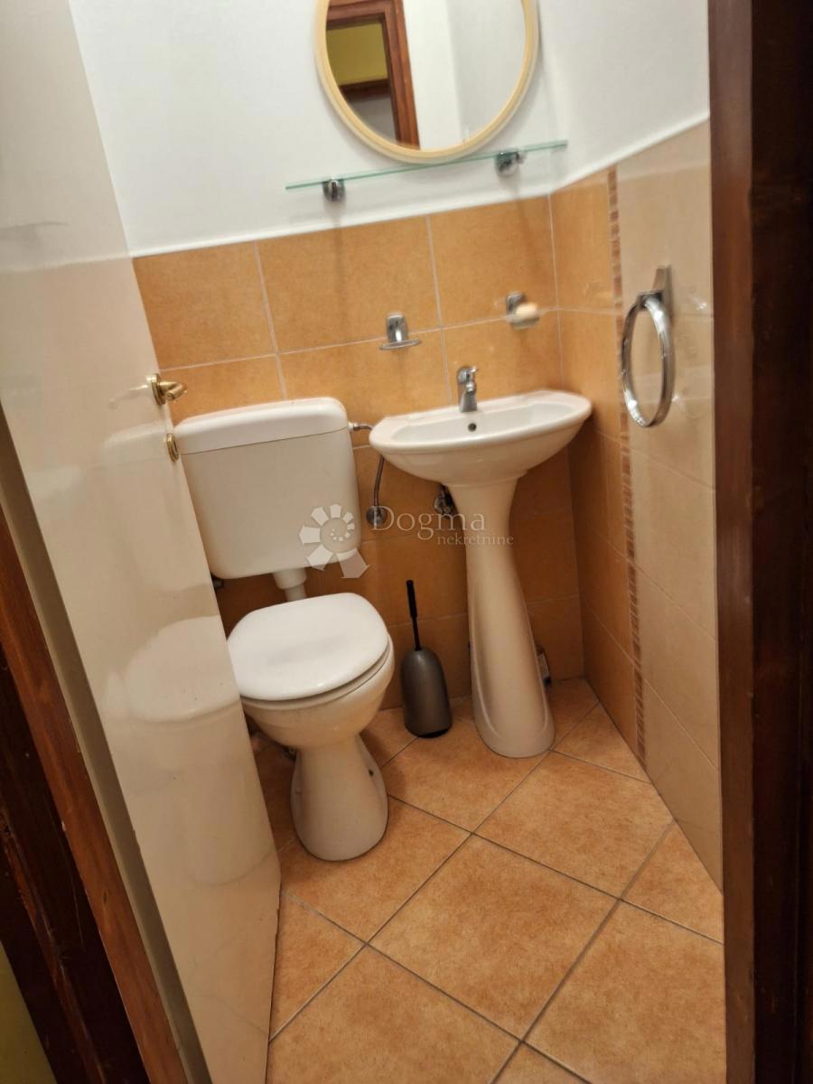 Allogio Grad, Šibenik, 79,70m2