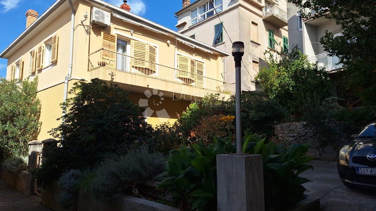 Allogio Grad, Šibenik, 79,70m2