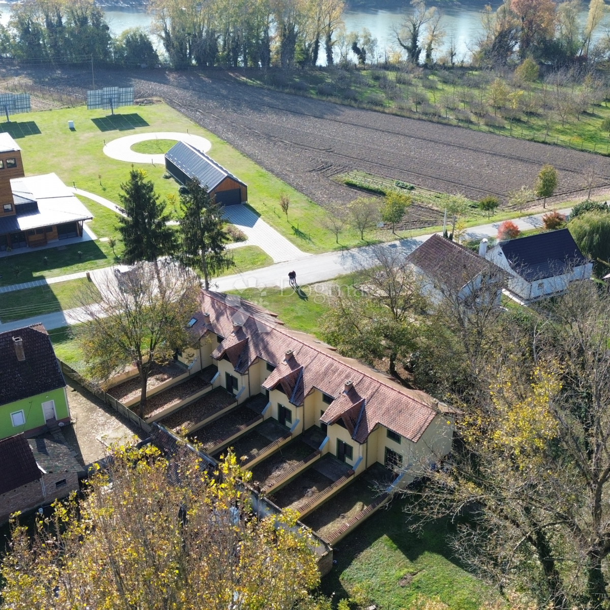 Appartamento Križnica, Pitomača, 320m2