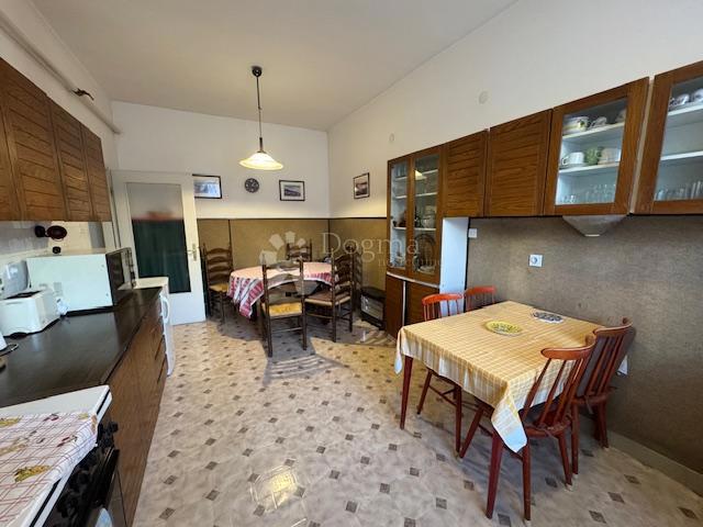 Allogio Centar, Rijeka, 127m2