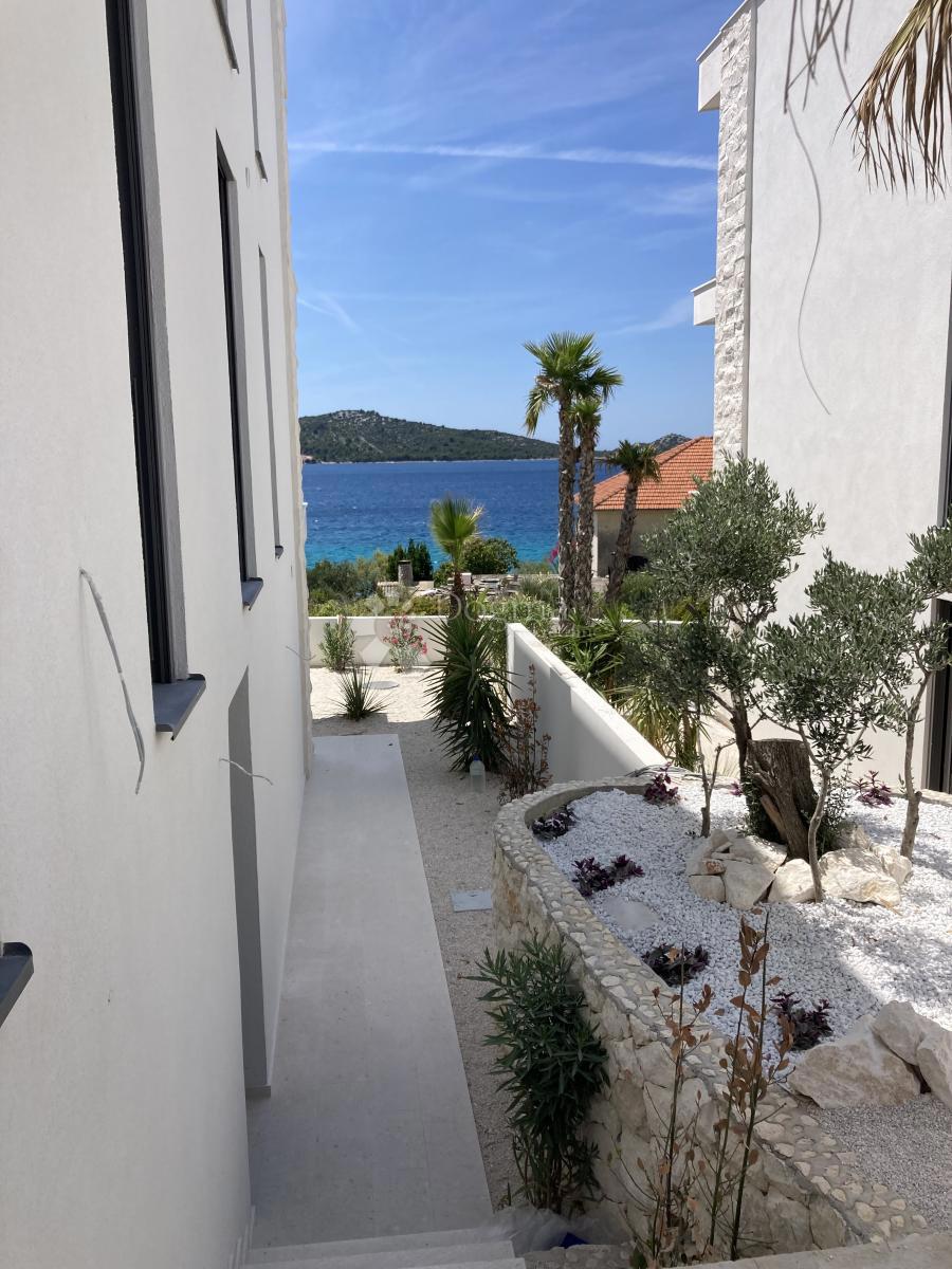 Lux Appartamento Ražanj, Rogoznica, 91,70m2