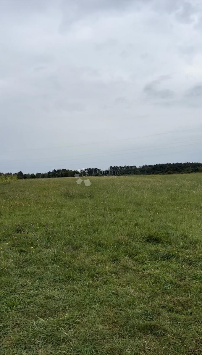 Terreno edificabile Debelo Brdo I, Gospić - Okolica, 4.035m2