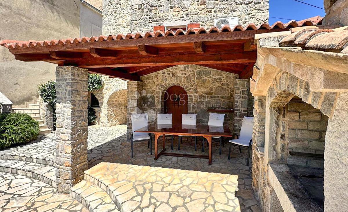 Casa Baška, 100m2