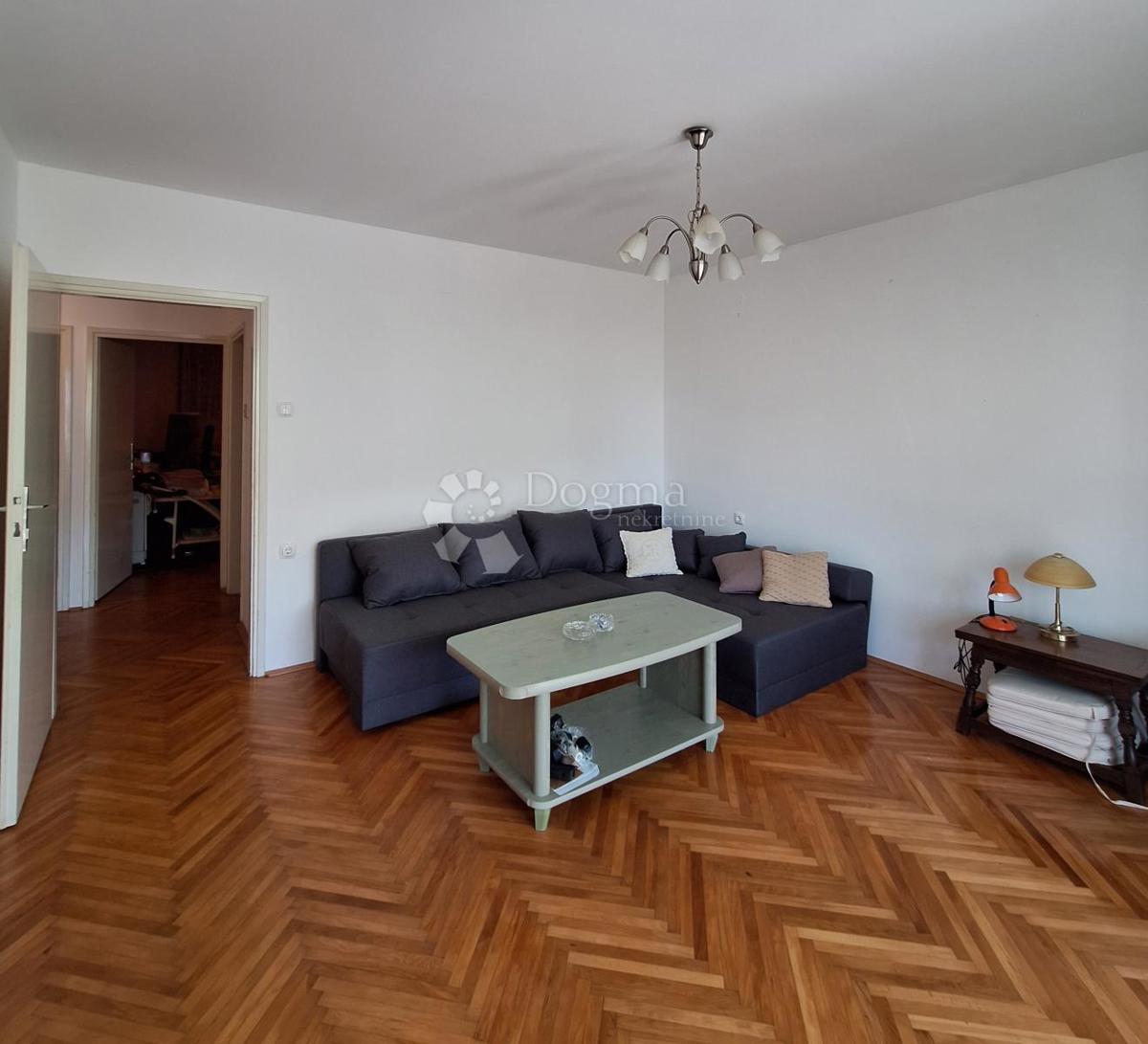 Allogio Crikvenica, 70m2