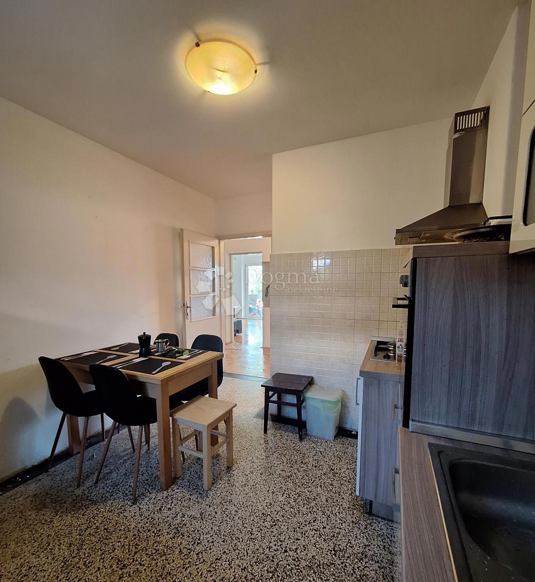 Allogio Crikvenica, 70m2