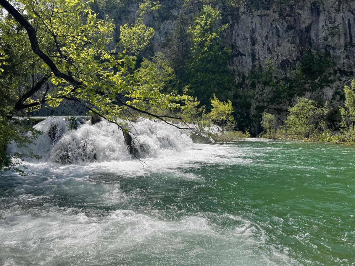 Terreno edificabile Plitvička Jezera, 31.709m2