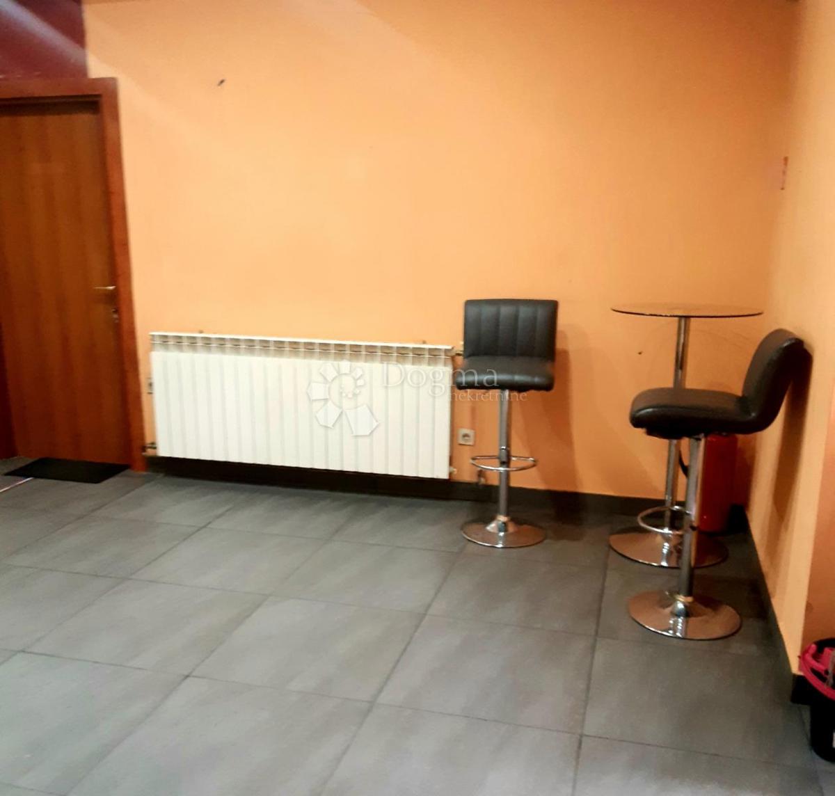 Locale commerciale Ogulin, 92m2
