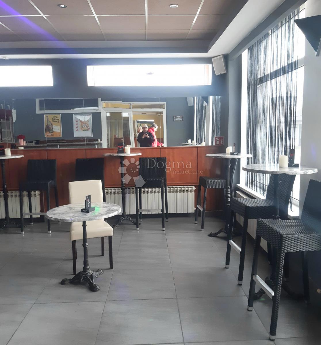 Locale commerciale Ogulin, 92m2