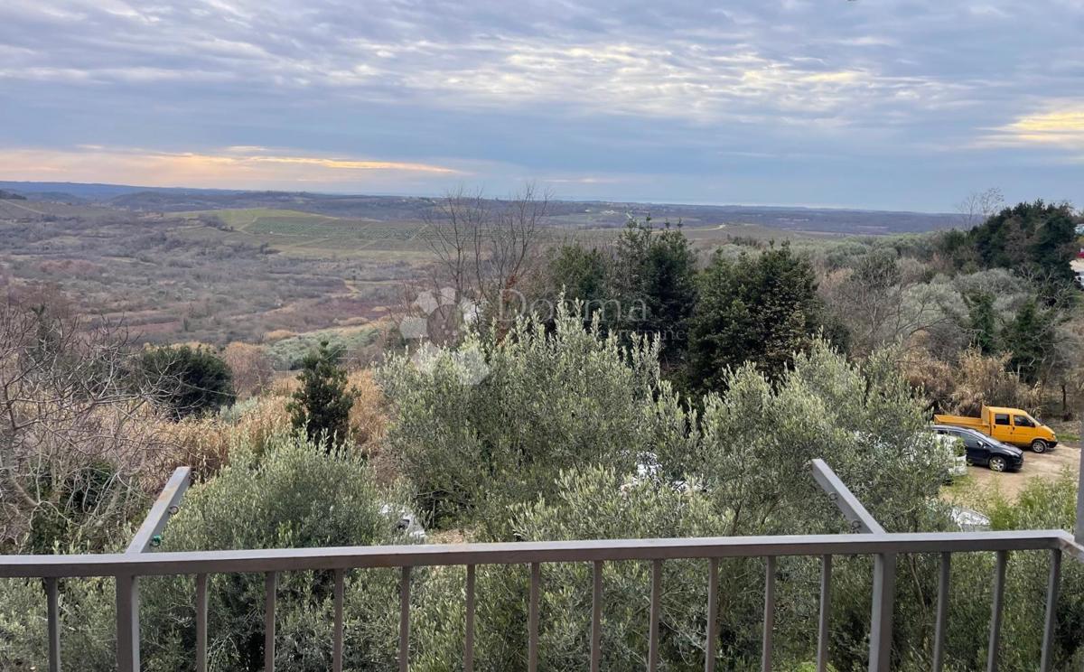 Casa Buje, Buje, Buje, Istarska županija, 200m2