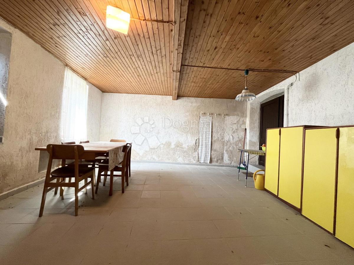 Casa Buje, Buje, Buje, Istarska županija, 200m2